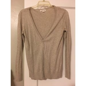 🍂Gently used tan button up cardigan